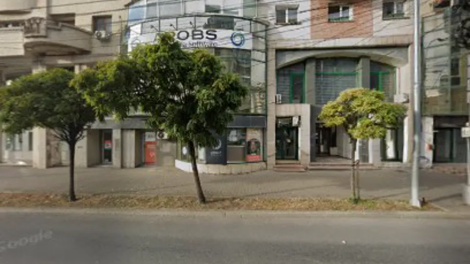 Romvac Company S.R.L. — fotografie de copertă