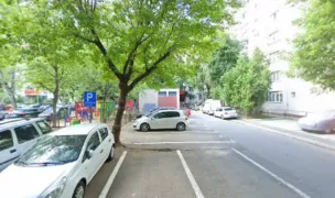 Parc mic caini — Parcuri pentru Câini, Sectorul 4, București