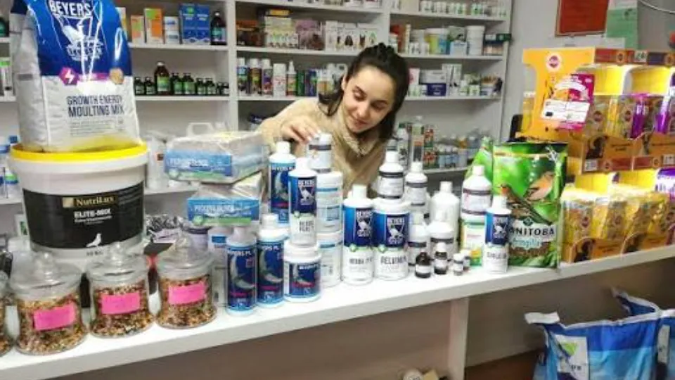 Tauravis Pet Shop si Hrana Pentru Animale — fotografie de copertă