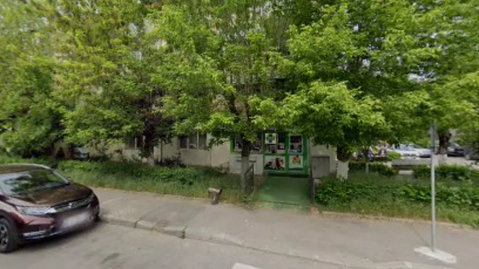 Farmacie Veterinara Farmarodi Elavet — fotografie de copertă
