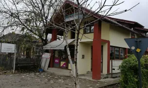 Fotografia de copertă a listării