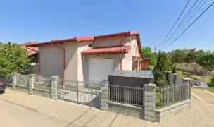 Oprinshousekennel — Animal Shelters, Dumbrăvița