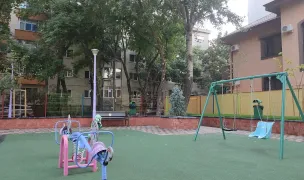 Vasile Dumitrescu Park — Dog Parks, Sector 5, Bucharest