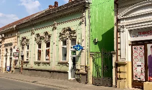 Fotografia de copertă a listării