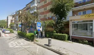 Fotografia de copertă a listării