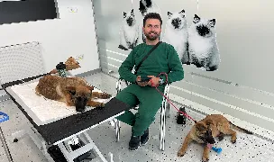 Fotografia de copertă a listării