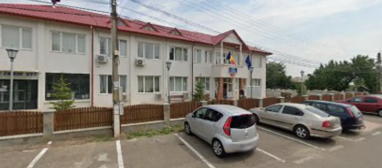 Persiland - Faramacie veterinara, fitofarmacie, cabinet veterinar — fotografie de copertă