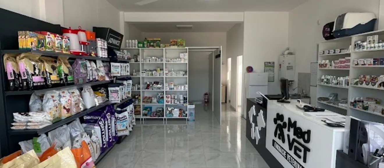 SC.MEDVETRUS.SRL — fotografie de copertă